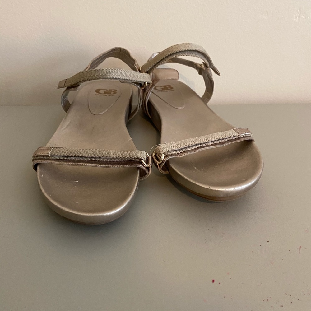 Summer sandals